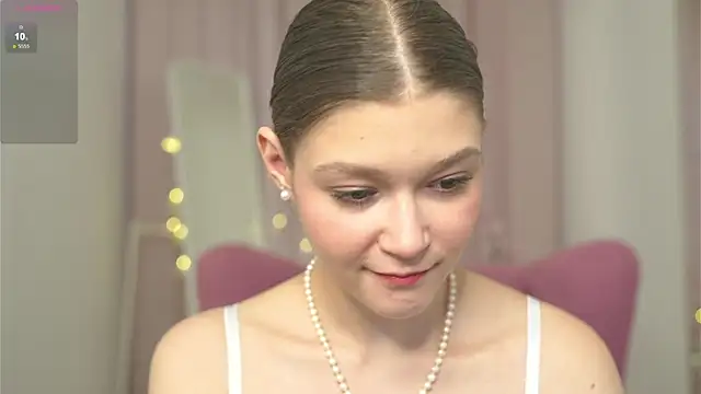 Kelly Ember online show from October 10, 2025, 2:49 pm