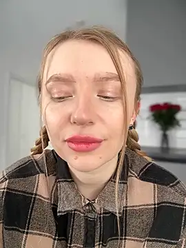 Snapshot of EvaBrooklyn chatting on March 12, 2025, 9:02 am EvaBrooklyn online show from March 12, 2025, 9:02 am