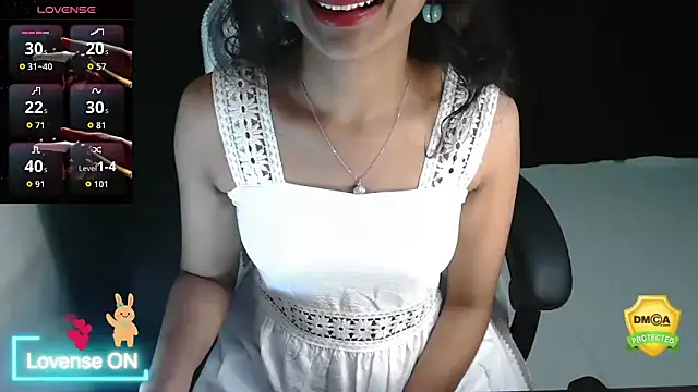 Snapshot of fullmoan chatting on November 8, 2025, 5:12 pm fullmoan online show from November 8, 2025, 5:12 pm