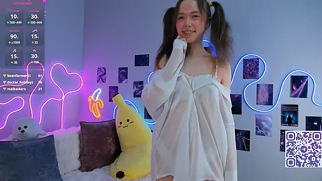 Dreamy Polly online show from March 11, 2025, 10:42 pm