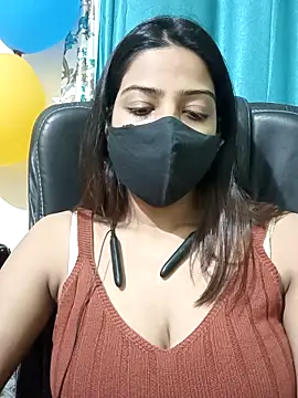 CRAZY  BITE online show from November 21, 2025, 6:28 pm