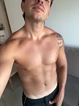 shuki0101 online show from March 16, 2026, 7:40 pm