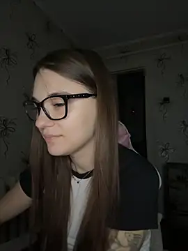 Snapshot of MrrKate chatting on November 24, 2025, 12:43 am MrrKate online show from November 24, 2025, 12:43 am