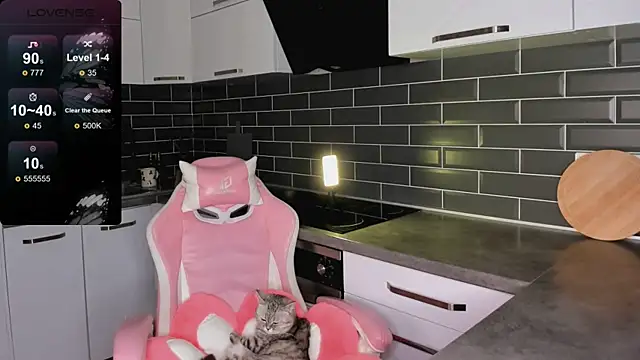 Snapshot of ShaiyaMinn3 chatting on January 7, 2026, 5:15 pm ShaiyaMinn3 online show from January 7, 2026, 5:15 pm