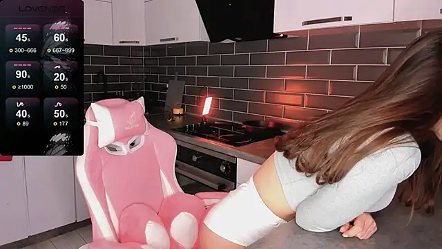 Snapshot of ShaiyaMinn3 chatting on January 17, 2026, 4:33 pm ShaiyaMinn3 online show from January 17, 2026, 4:33 pm