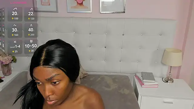 RitaGibsonn online show from November 15, 2025, 7:32 pm