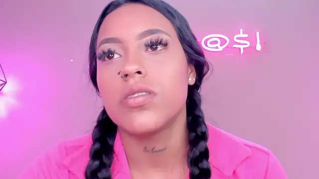 Snapshot of alahia_betancurx chatting on March 18, 2025, 4:15 pm alahia betancurx online show from March 18, 2025, 4:15 pm