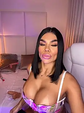 Amylewisq online show from March 6, 2025, 4:30 am