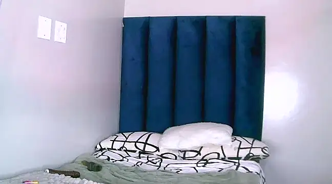 Snapshot of PrincessTamara chatting on March 3, 2025, 9:37 pm PrincessTamara online show from March 3, 2025, 9:37 pm