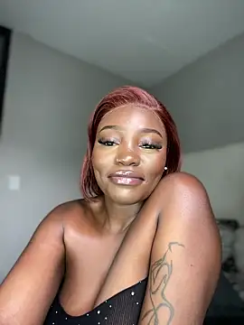 Snapshot of PrincessTamara chatting on September 28, 2025, 12:43 pm PrincessTamara online show from September 28, 2025, 12:43 pm