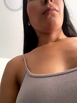 AshleyG 222 online show from October 30, 2025, 4:19 pm