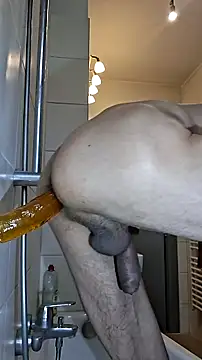 niceweb1 online show from February 26, 2025, 1:41 pm