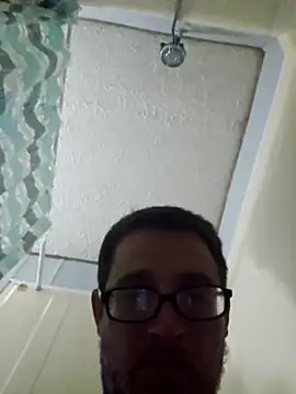 dylanroberts1995 online show from March 19, 2025, 5:39 pm