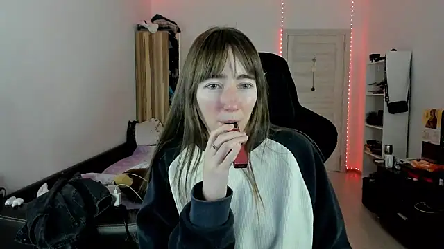 bekkawell online show from November 12, 2025, 4:18 pm