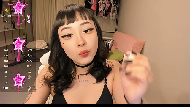 ka00ru chan online show from November 1, 2025, 3:36 pm