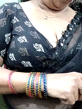 abinaya26 online show from November 12, 2025, 1:33 pm