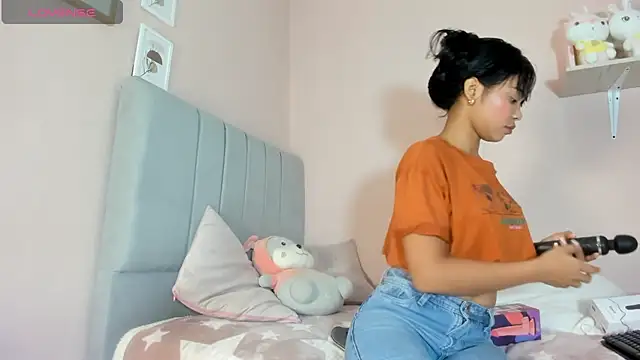 mary cute9 online show from November 19, 2025, 11:32 am