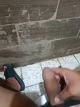 crisssalazar online show from March 6, 2025, 2:30 am