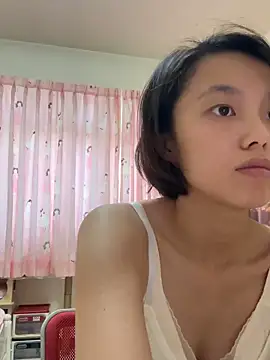 ladypaggy online show from March 14, 2026, 7:03 am