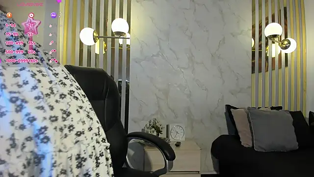 Snapshot of Oriana_gh chatting on February 11, 2026, 3:22 am Oriana gh online show from February 11, 2026, 3:22 am