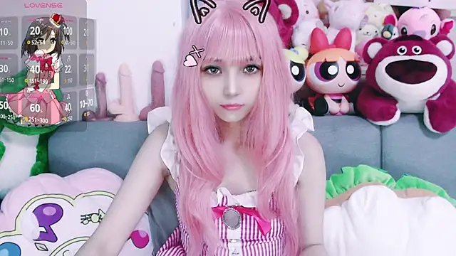 chenenna7 online show from October 7, 2025, 1:41 pm