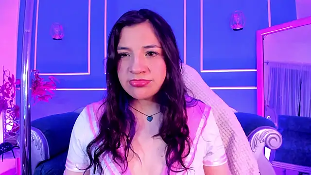 TaraTaylorr online show from December 15, 2025, 2:27 am