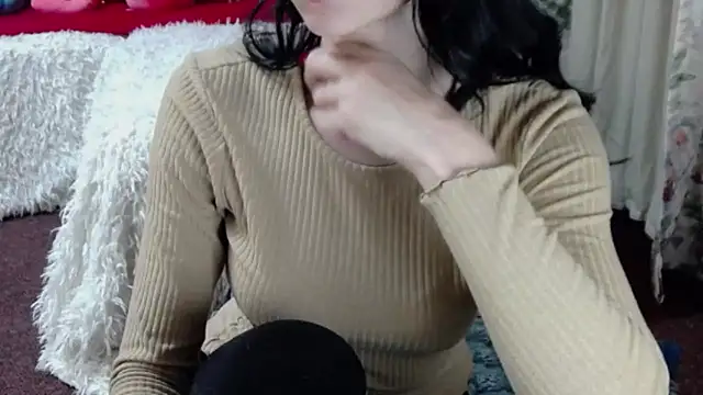 Maddison Summer online show from December 21, 2025, 11:17 am