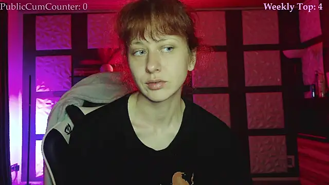 SweetSeraphine online show from March 25, 2026, 6:58 pm