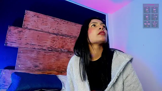 Fernanda liie  online show from May 28, 2026, 12:46 pm