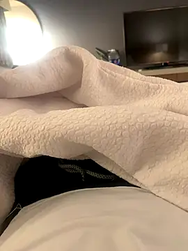 Snapshot of lucas_grass chatting on October 24, 2025, 3:14 am lucas grass online show from October 24, 2025, 3:14 am