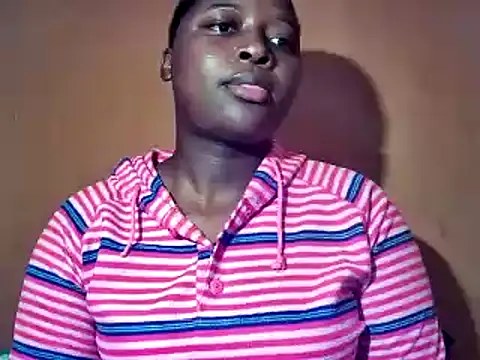 sexyhips2001 online show from October 20, 2025, 7:36 pm