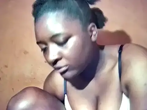 sexyhips2001 online show from December 16, 2025, 10:37 pm