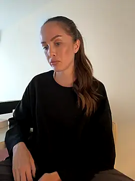 Beverly Hilll online show from September 19, 2025, 1:12 pm