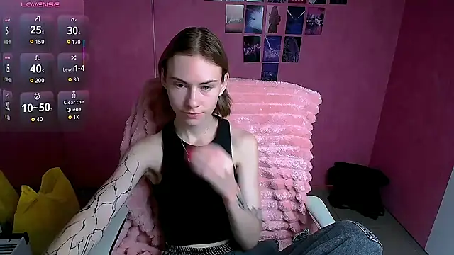 Fiona Night online show from November 27, 2025, 6:37 am