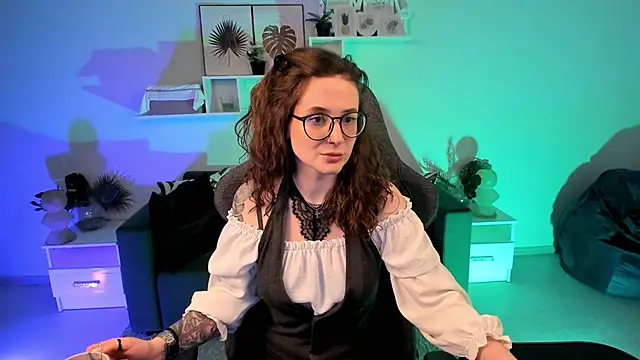 OliviaMcClean online show from March 20, 2025, 2:42 pm