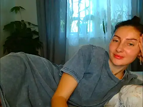 Irina9793 online show from May 21, 2026, 6:42 am