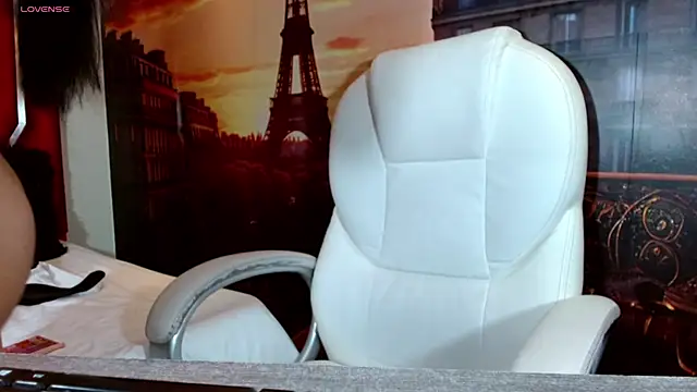 Gabi Prince online show from October 16, 2025, 7:48 pm