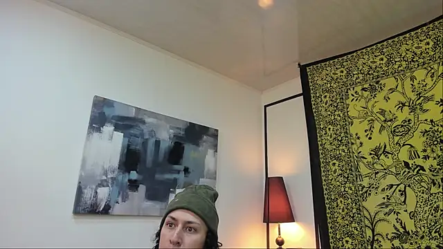 Snapshot of Aria_and_orien chatting on October 22, 2025, 11:10 am Aria and orien online show from October 22, 2025, 11:10 am