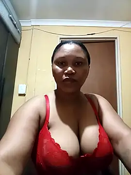 JuicyMilkyTizzy online show from April 3, 2026, 9:24 pm