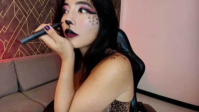 Tahara Romanov online show from April 10, 2026, 12:21 pm