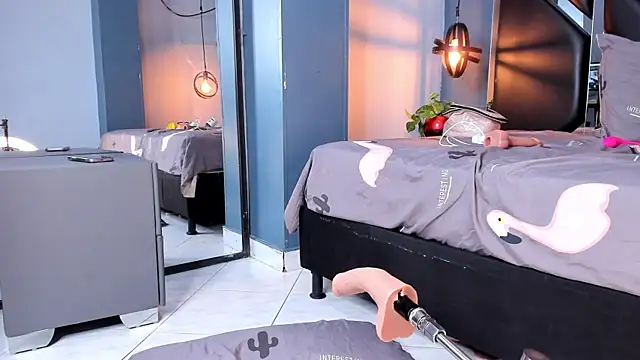 Melissa 23  online show from November 12, 2025, 11:43 am