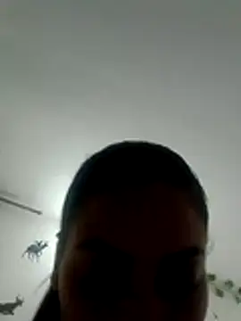 Ehilyn online show from November 23, 2025, 10:42 pm