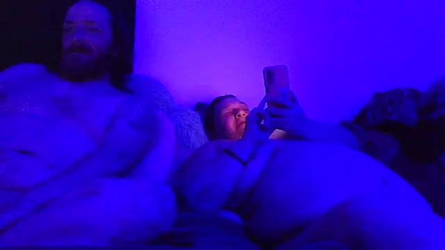 Snapshot of SpnzTnT chatting on March 3, 2026, 3:45 am SpnzTnT online show from March 3, 2026, 3:45 am