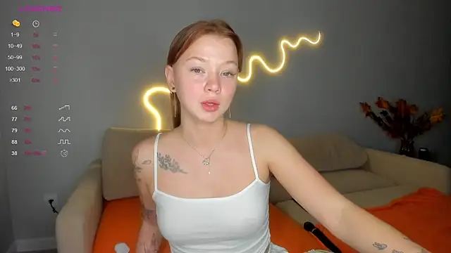 dinky  emily online show from September 26, 2025, 5:17 pm