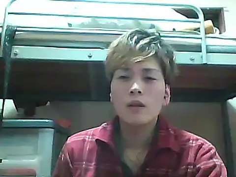 Snapshot of mgnhiroyuki chatting on March 6, 2025, 1:46 pm mgnhiroyuki online show from March 6, 2025, 1:46 pm