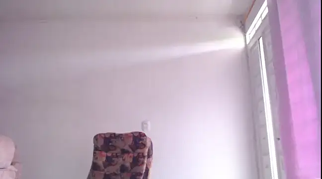 Snapshot of Dreamastercum_ chatting on March 4, 2025, 1:17 pm Dreamastercum online show from March 4, 2025, 1:17 pm