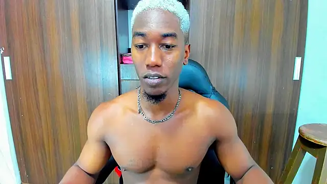 Snapshot of Dreamastercum_ chatting on September 27, 2025, 8:25 pm Dreamastercum online show from September 27, 2025, 8:25 pm