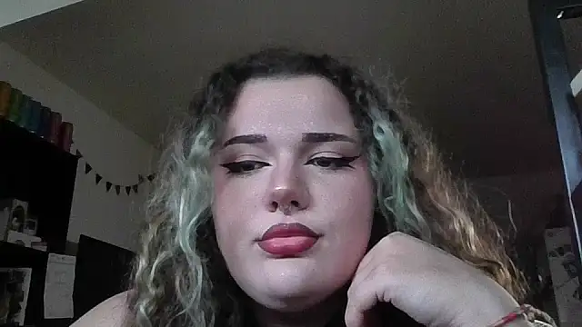 GreenNyx online show from October 11, 2025, 1:31 pm