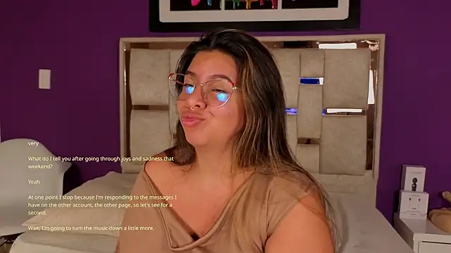 emilyy cooperr online show from July 13, 2026, 12:19 pm