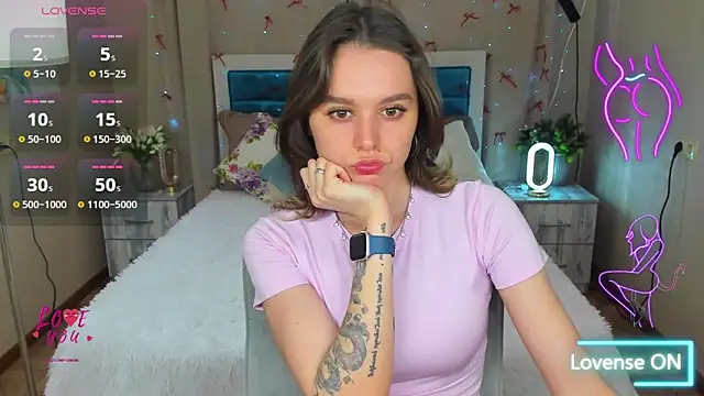 EmelyMason online show from March 20, 2026, 5:23 am